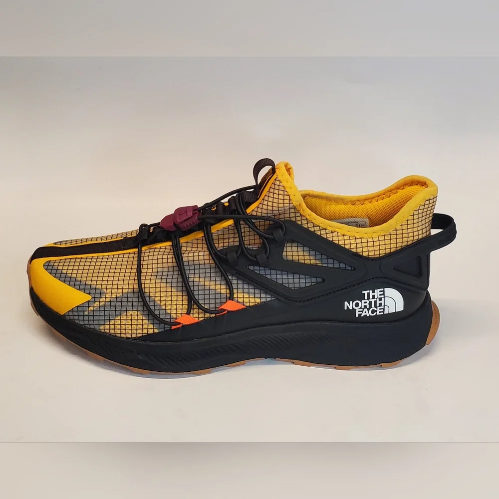 The North Face Oxeye Tech Men's Hiking Running Shoes Size 12 Summit Gold/Black - Picture 1 of 13